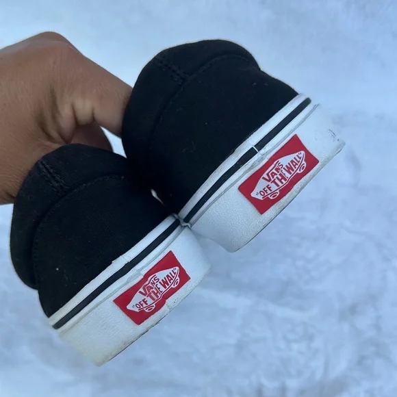 Unisex Vans Black Skull Slip-On Sneakers - Picture 11 of 12